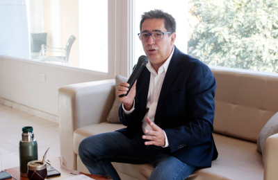 Martínez propone limitar el ingreso de personal: "No podemos tener un Estado elefantiásico"