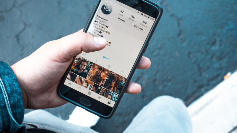 Verificar tu cuenta de Instagram y conseguir la insignia azul para tu perfil