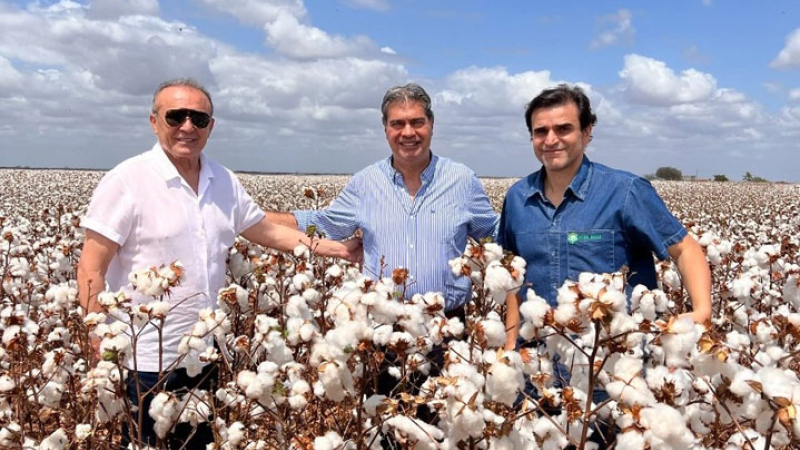 En Brasil, Capitanich recorrió dos empresas agroindustriales