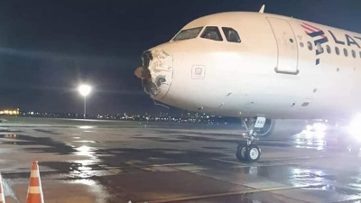 Paraguay: aterrizó en Asunción sin un motor y con el parabrisas roto