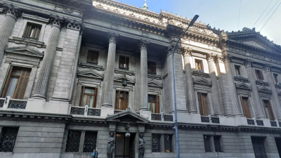 Evacuaron el edificio de Diputados por un paquete sospechoso