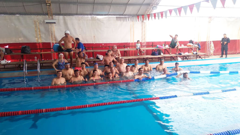 Destacada participación de la Policía del Chaco en la competencia de natación