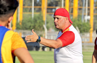 Hubo acuerdo y Leonardo Fernández seguirá al frente de Sarmiento
