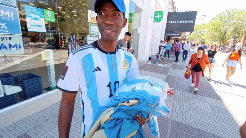 Un senegalés, feliz a pesar de todo