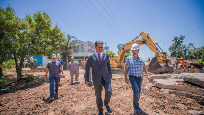En Sáenz Peña, Capitanich supervisó obras del segundo acueducto
