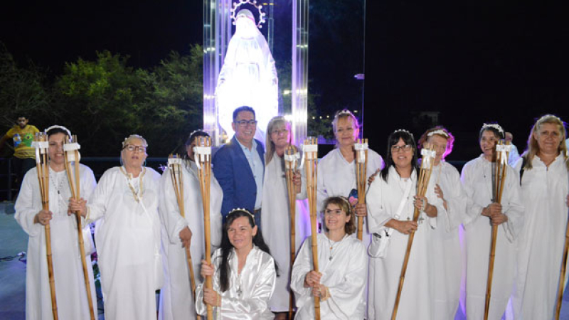 Ante la imagen restaurada, el intendente pidió una bendición para la capital