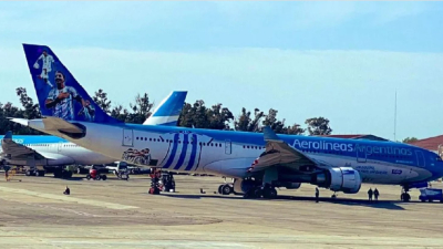El vuelo que agregó Aerolíneas Argentinas a Qatar partirá mañana con su pasaje completo