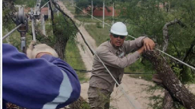 Unos 180 operarios de Secheep trabajaron este viernes para garantizar el servicio eléctrico