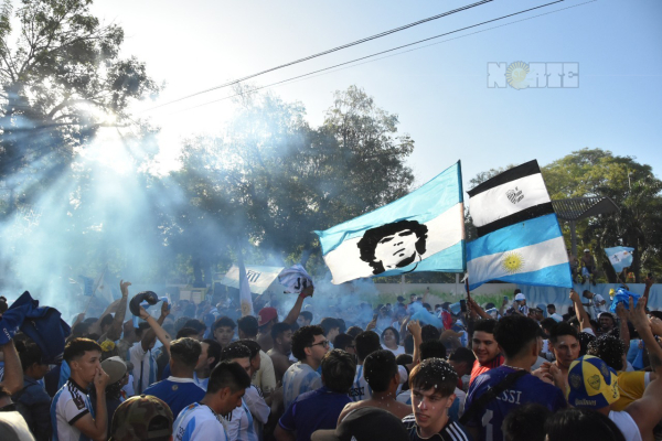 Festejos en Resistencia: la Scaloneta avanza a la final de la Copa del Mundo