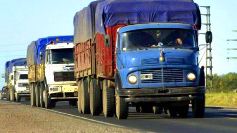 Restricción de circulación para camiones en rutas nacionales durante el fin de semana