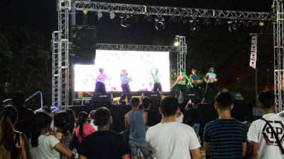 Modo Verano convocó a una multitud con shows en los parques 2 de Febrero y de la Democracia