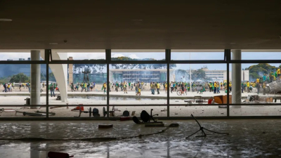 Bandas bolsonaristas asaltaron edificios públicos en Brasilia