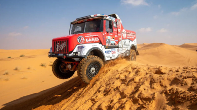 Dakar 2023: murió un espectador tras ser embestido por un camión