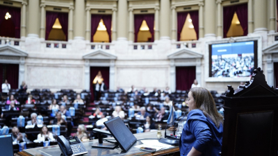 Cecilia Moreau convocó a todos los diputados y diputadas "para tratar temas que están en la agenda de la gente"