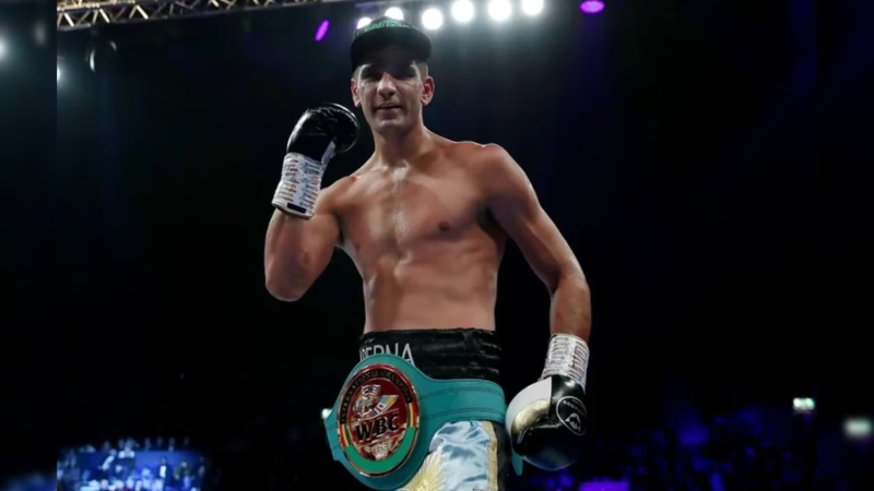 Un boxeador argentino silenció Wembley con un brutal KO