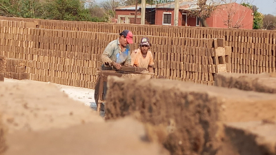 La sequía redujo al 50 % la producción de ladrillos