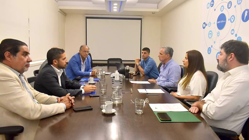 Inquietud de empresarios de Resistencia y Corrientes por controles al transporte de cargas