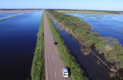Bajos Submeridionales: acuerdan estudios hídricos para definir obras clave