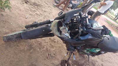 Los Frentones: seis hombres atacaron una vivienda y destruyeron un móvil policial