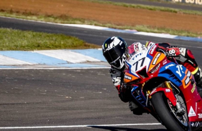 SuperBike Argentino: un toque privó a Salom del triunfo en la categoría Pro