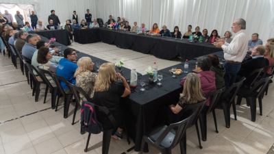 Chapo en su carrera hacia la intendencia sumó el apoyo del peronismo histórico