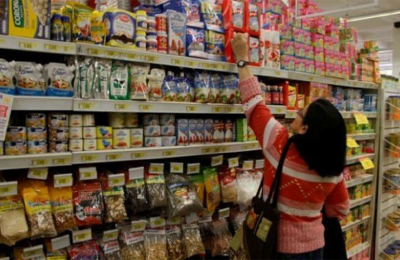"Nos remarcan los precios de alimentos en la cara"