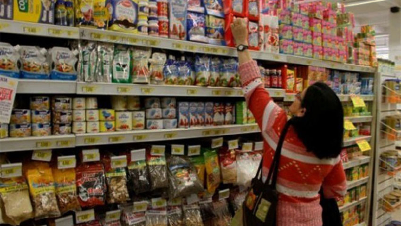 "Nos remarcan los precios de alimentos en la cara"