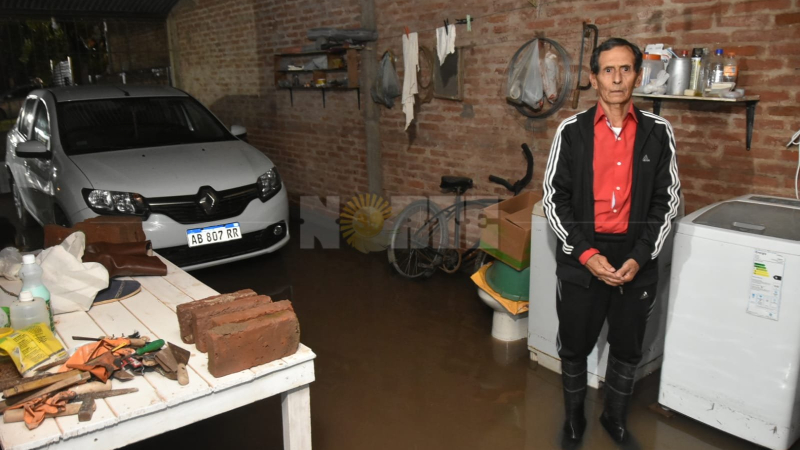 Dramática situación en La Rubita: matrimonio de jubilados bajo agua