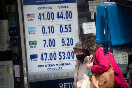 dolar-uruguay.jpg