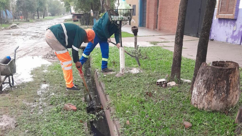 Tras las lluvias, siguen activas las cuadrillas municipales