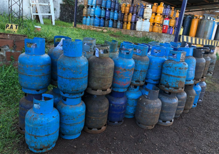 gas2.jpg