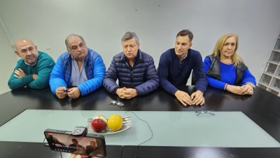 Peppo agradeció a la gente y criticó el "retroceso" de volver a la boleta de papel
