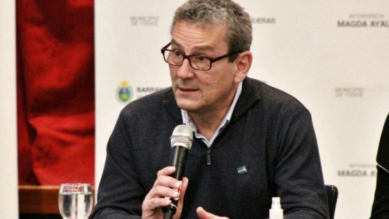 El ministro Lineras reconoció el trabajo de la docencia