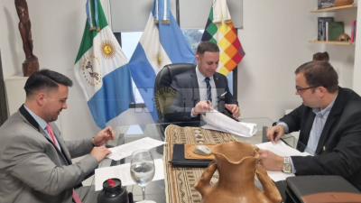 La Uncaus y el Colegio de Abogados de Resistencia firmaron un convenio por dos años