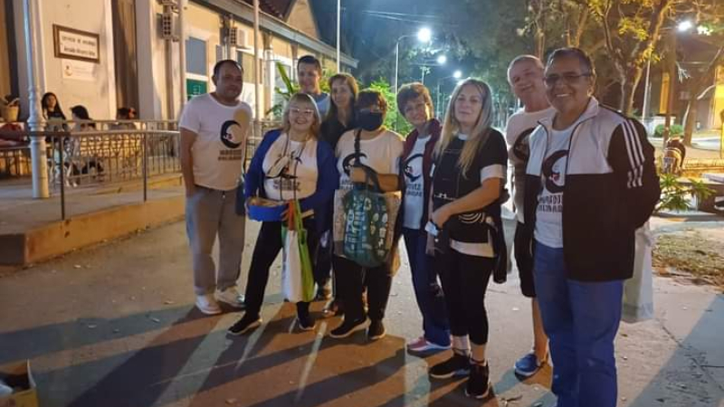 Pasó hambre y frío, y hoy coordina un grupo que asiste y acompaña a los más necesitados