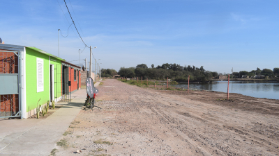 Vecinos de Sáenz Peña advierten que efluentes de un matadero contaminan una laguna