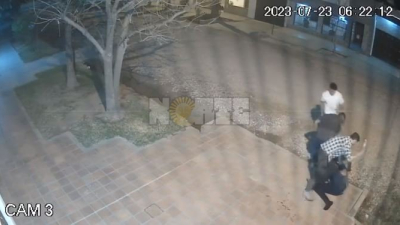 Brutal golpiza en patota a un estudiante para robarle su celular y zapatillas