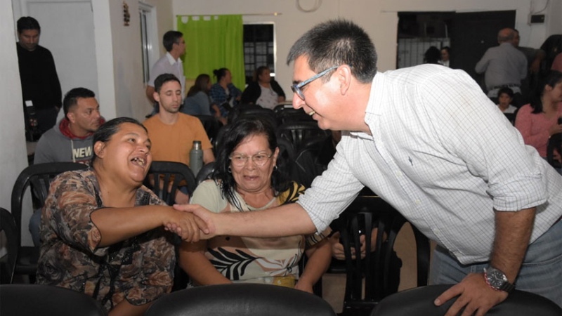 Martínez valoró la descentralización de los servicios de la Comuna