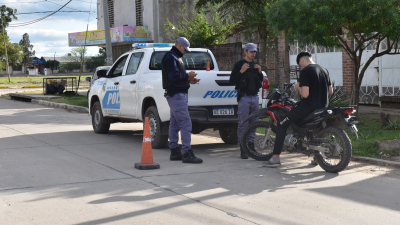 La policía demoró a más de 300 personas durante el fin de semana