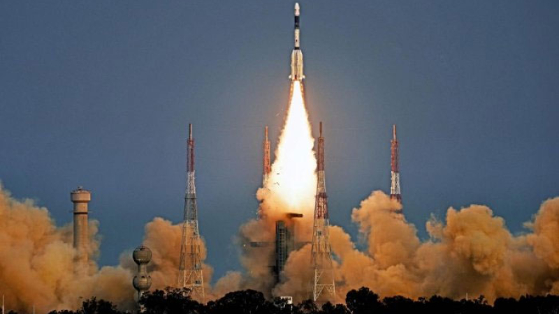 India lanzó una misión espacial para estudiar el Sol