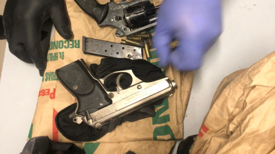 Secuestraron armas y dinero utilizados en el robo comando a cooperativa de Pampa del Indio