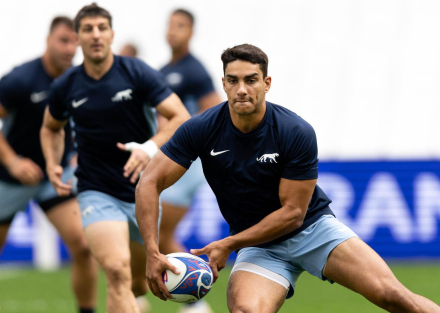 Los Pumas entrenamiento.JPG