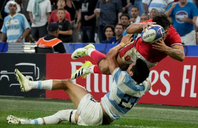 Moroni: "Juego al rugby por esta camiseta"