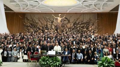 Obispos piden más reconocimiento a la mujer en la Iglesia