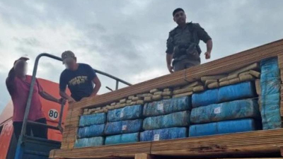 Interceptan camión con casi siete toneladas de marihuana