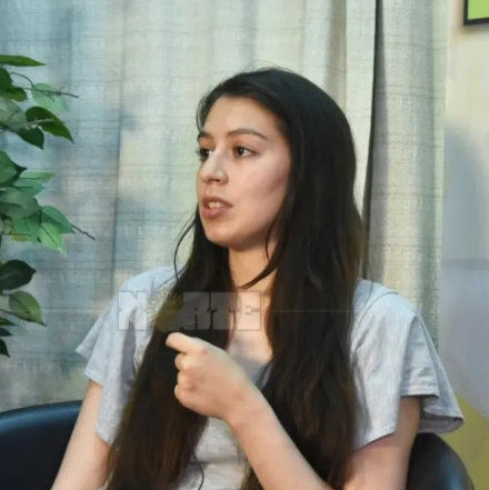 doble karen.jpg