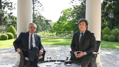 La foto de Javier Milei junto a Alberto Fernández en Olivos