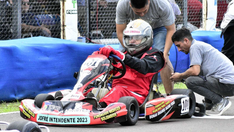 Walter Lenkovich se consagró bicampeón del karting adaptado
