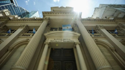 El Banco Central bajó de 133% a 110% la tasa de interés de los plazos fijos