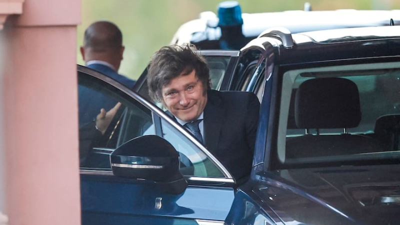 "El Presidente hará efectiva hoy su mudanza" a Olivos, anunció el Gobierno